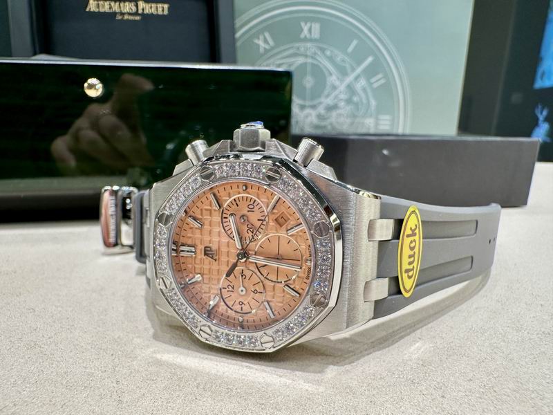 Audemars Piguet Royal Oak Offshore Chronograph – Acero con Diamantes y Esfera Rosa