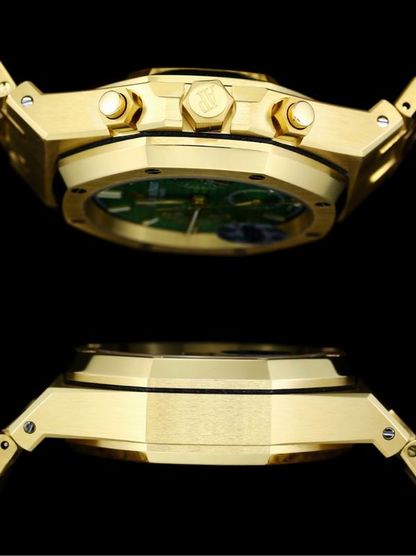 Audemars Piguet Royal Oak Chronograph – Oro Amarillo con Esfera Verde