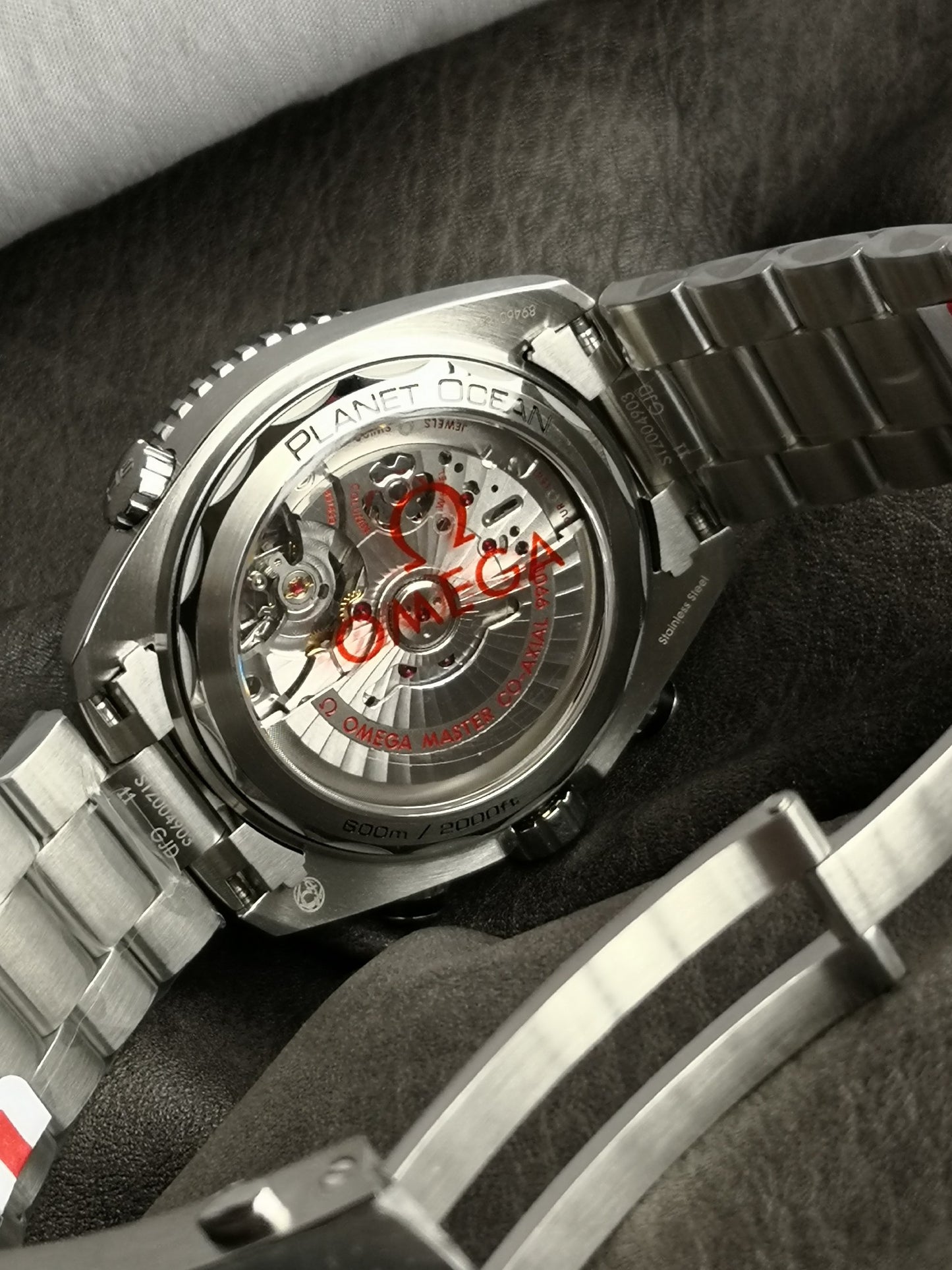 Omega Seamaster Planet Ocean 600M Chronograph
