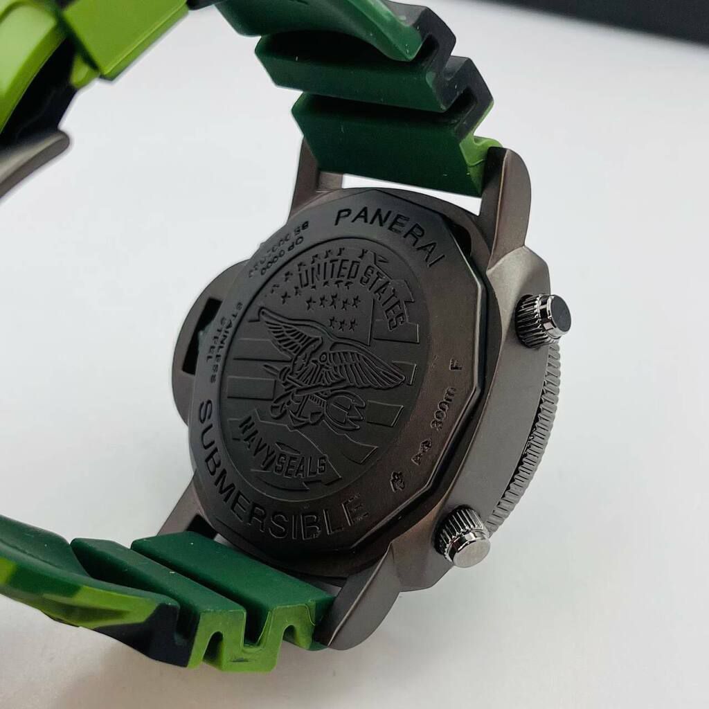 Panerai green military