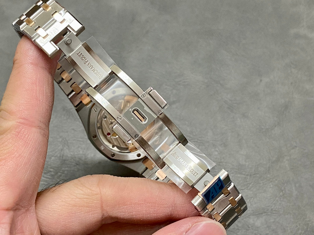 🕰️ Audemars Piguet Royal Oak Two-Tone (Steel & Rose Gold) – Date