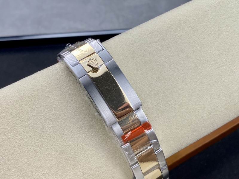 Rolex GMT-Master II “Pepsi” Bicolor