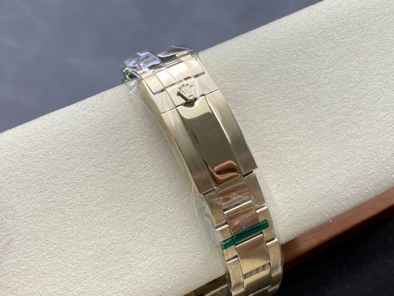 Rolex GMT-Master II “Root Beer” Ref 126718GRNR