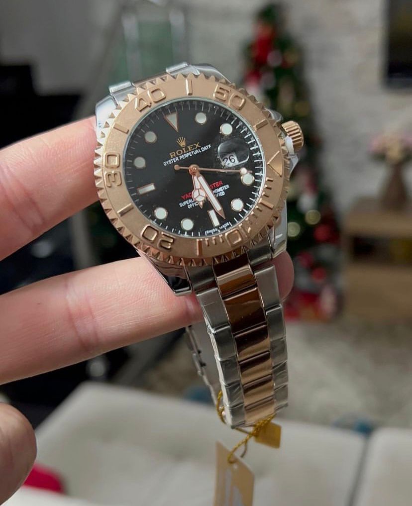 Rolex YACHT MASTER black and gold