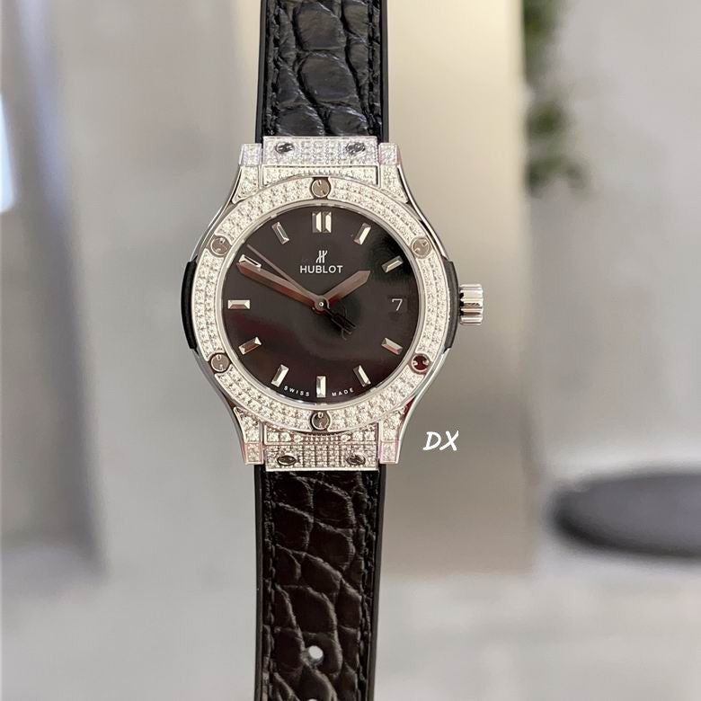 Hublot Classic Fusion 33mm Diamonds – Ref. 581.OX.1180.LR.1104