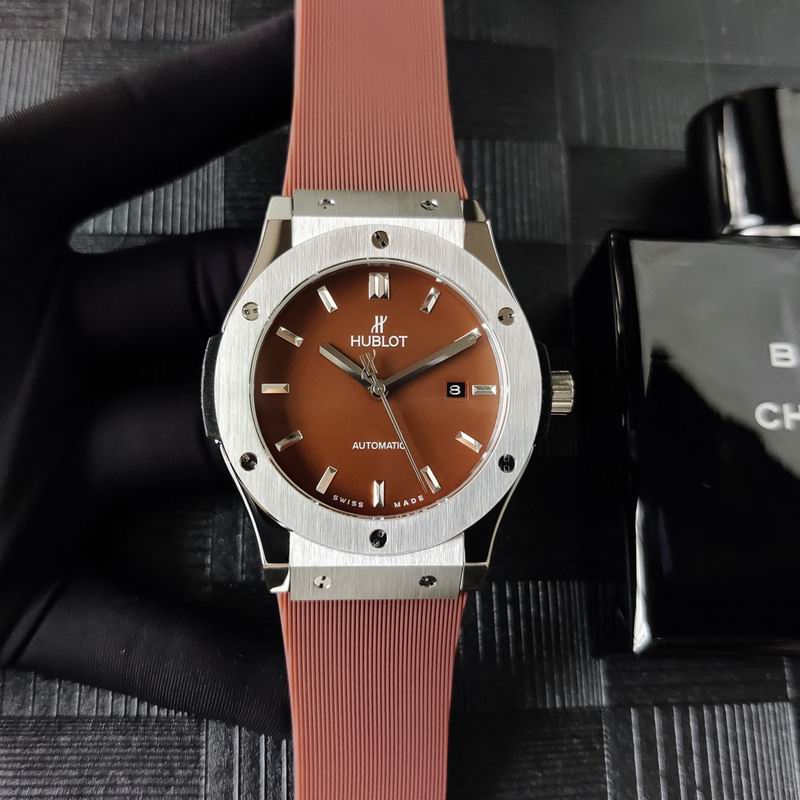 Hublot Classic Fusion Titanium – Ref. 565.NX.1270.RX