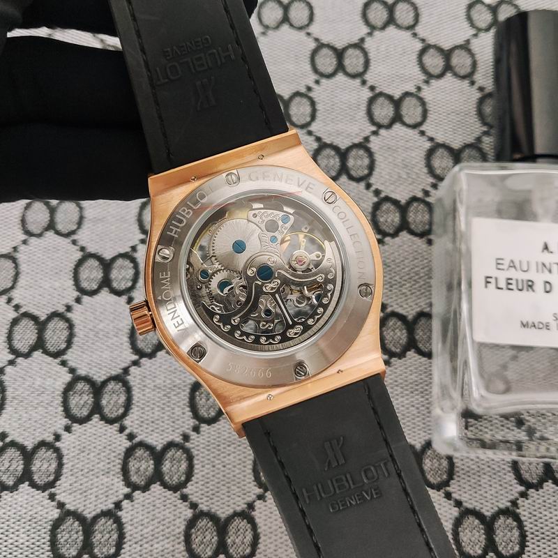 Hublot Classic Fusion Skeleton Automatic (Diamond Bezel)