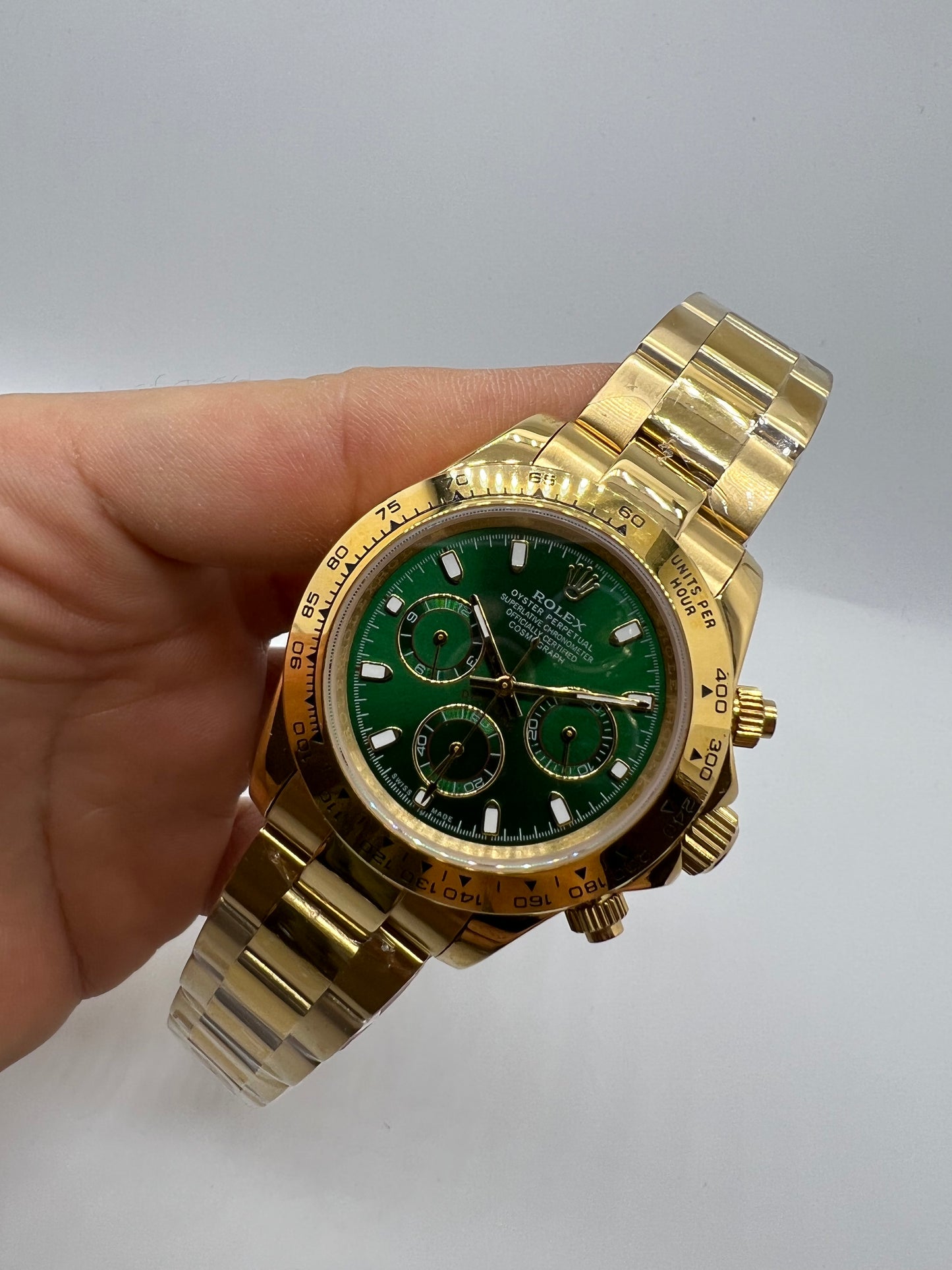 Rolex Oyster Perpetual Cosmograph Daytona Green Sphere