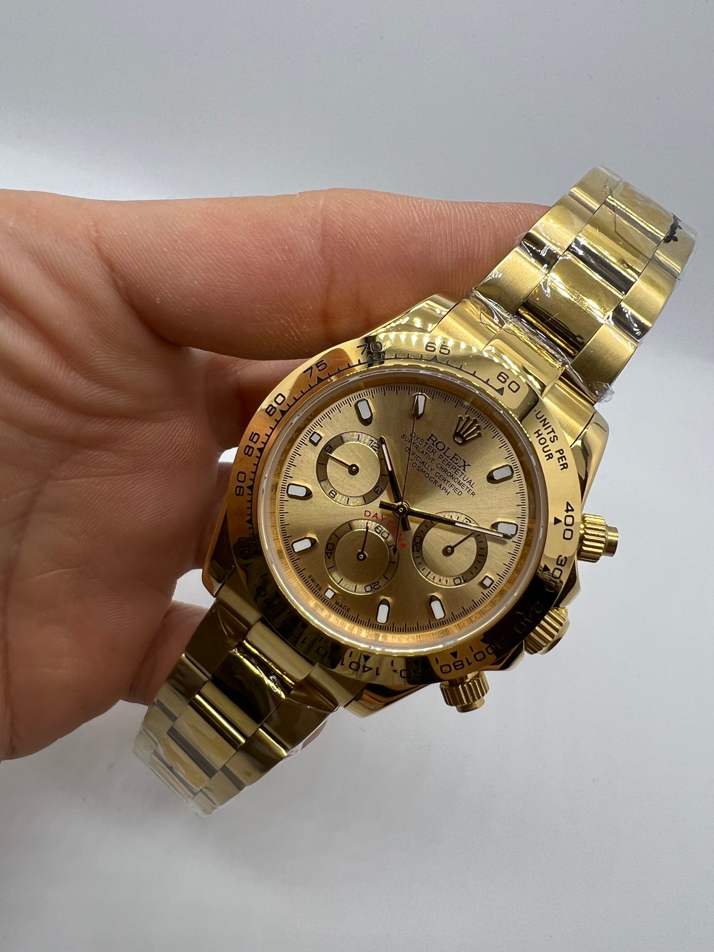 Rolex Oyster Perpetual Cosmograph Daytona Gold Yellow