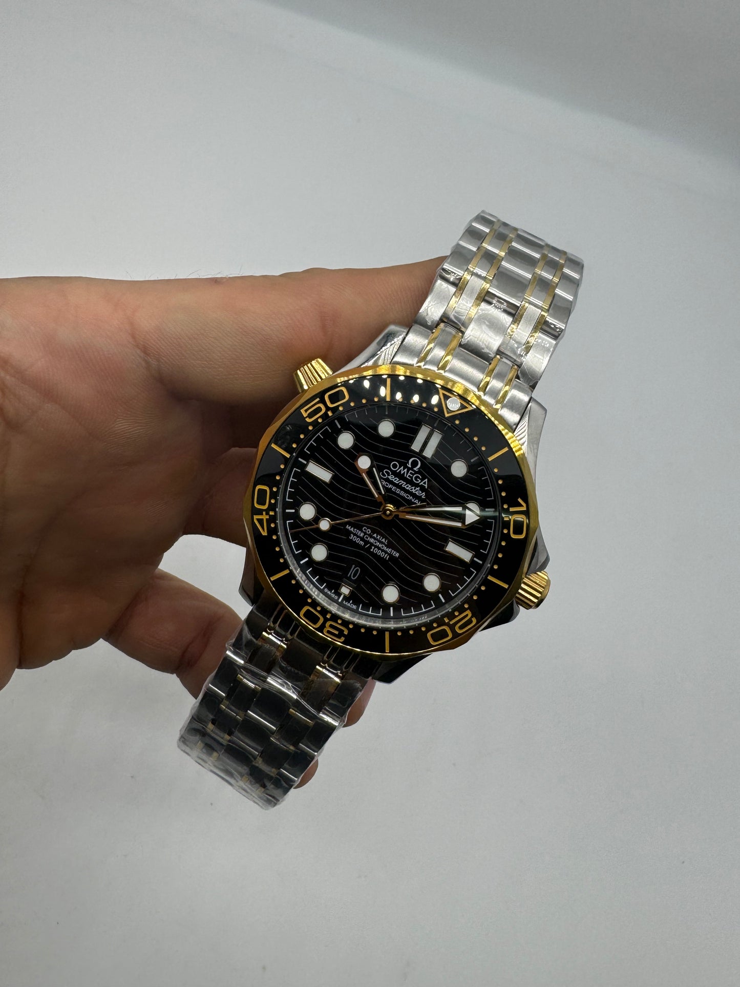 Omega Seamaster Diver 300M Co-Axial Master Chronometer Acero