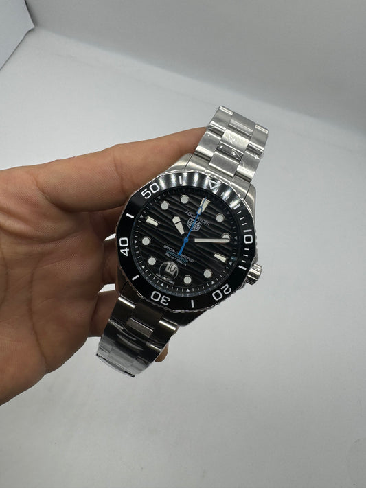 TAG Heuer Aquaracer Professional 300 Black Diver Blue Hands