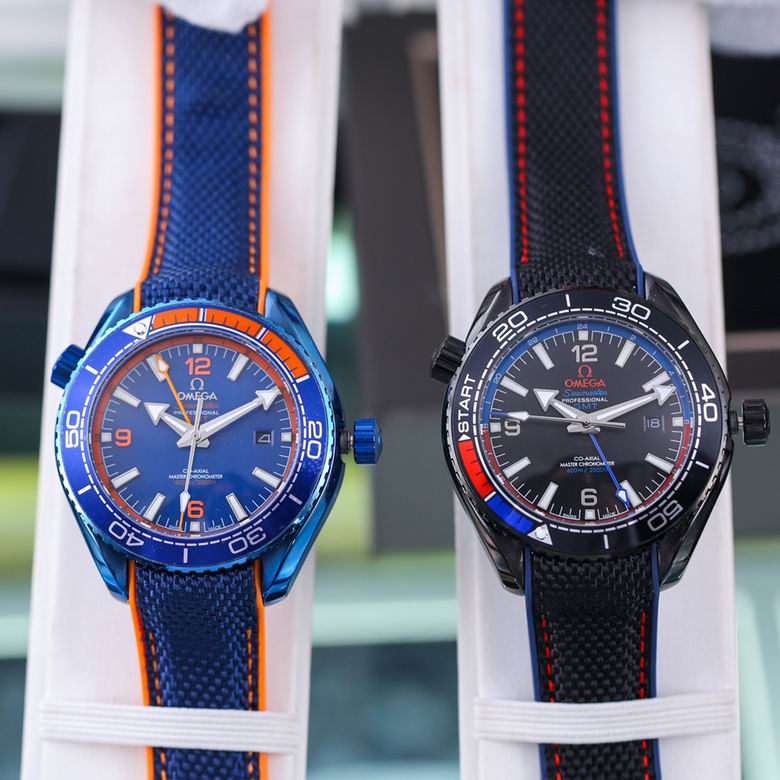 Omega Seamaster Planet Ocean 600M GMT / Co-Axial Master Chronometer Referencia: 215.30.44.22.01.001