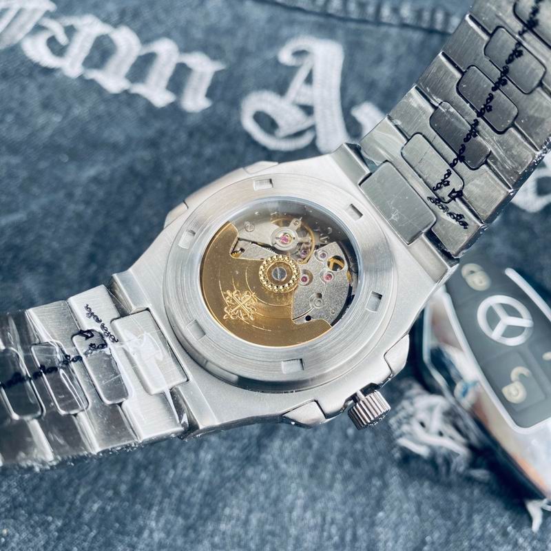 Patek Philippe Nautilus 5711/1A-010