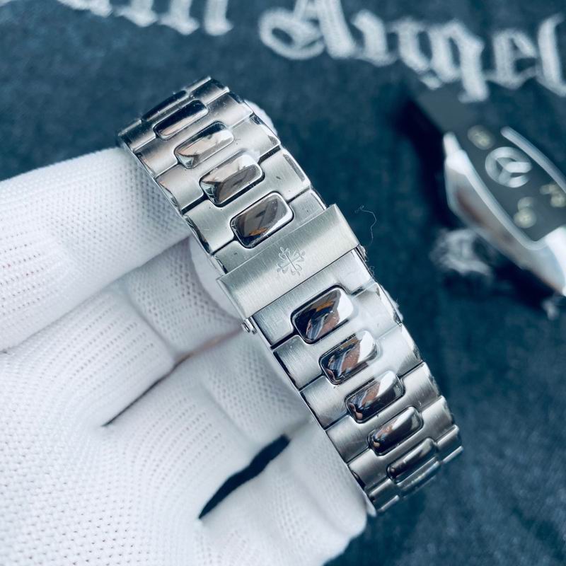 Patek Philippe Nautilus 5711/1A-010