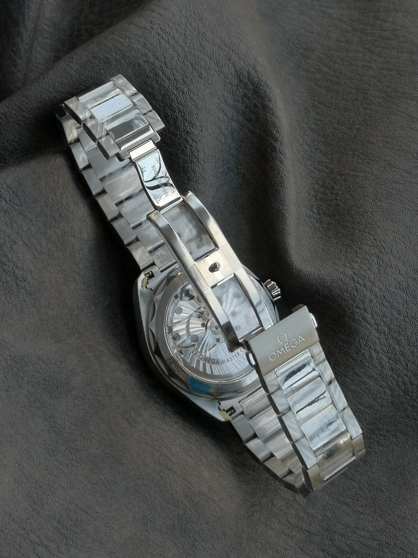 Omega Seamaster Aqua Terra Master Chronometer Ref. 220.10.41.21.01.001