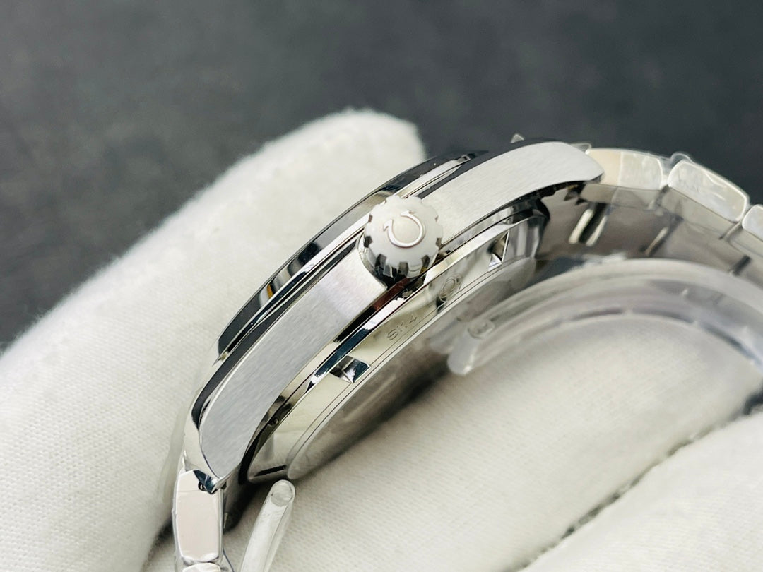 Omega Seamaster Aqua Terra >15.000 Gauss Ref. 231.10.42.21.01.002