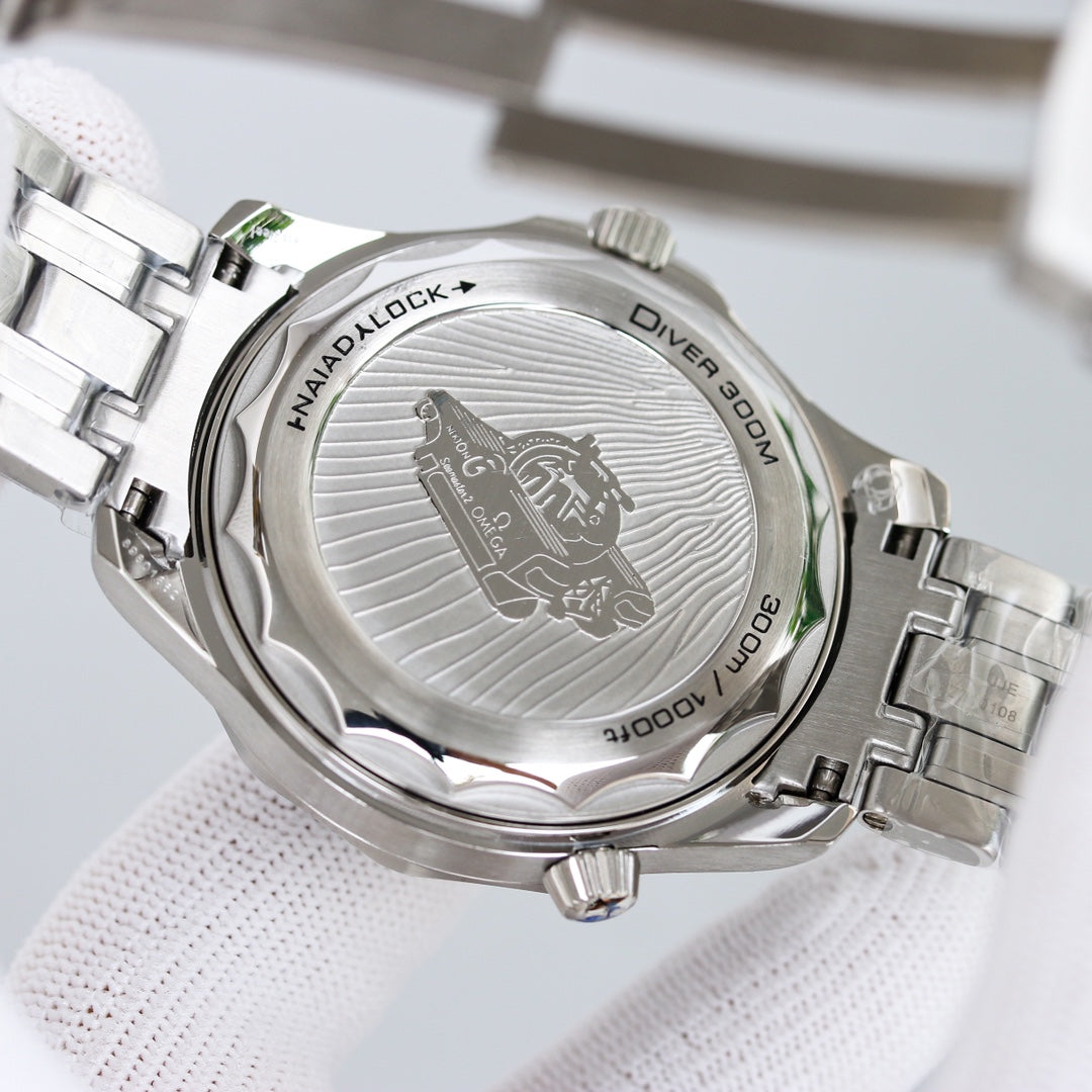 l Omega Seamaster Diver 300M