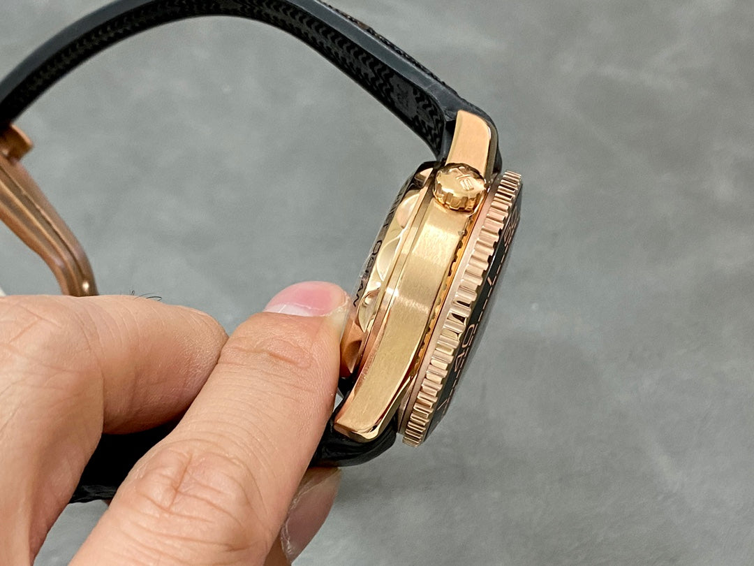 Omega Seamaster Planet Ocean Chronograph 600M Sedna™ Gold Ref. 215.63.46.51.01.001