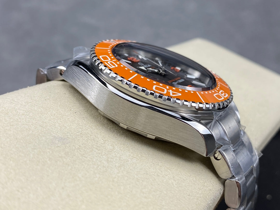 🌊🔥 Omega Seamaster Planet Ocean Ultra Deep