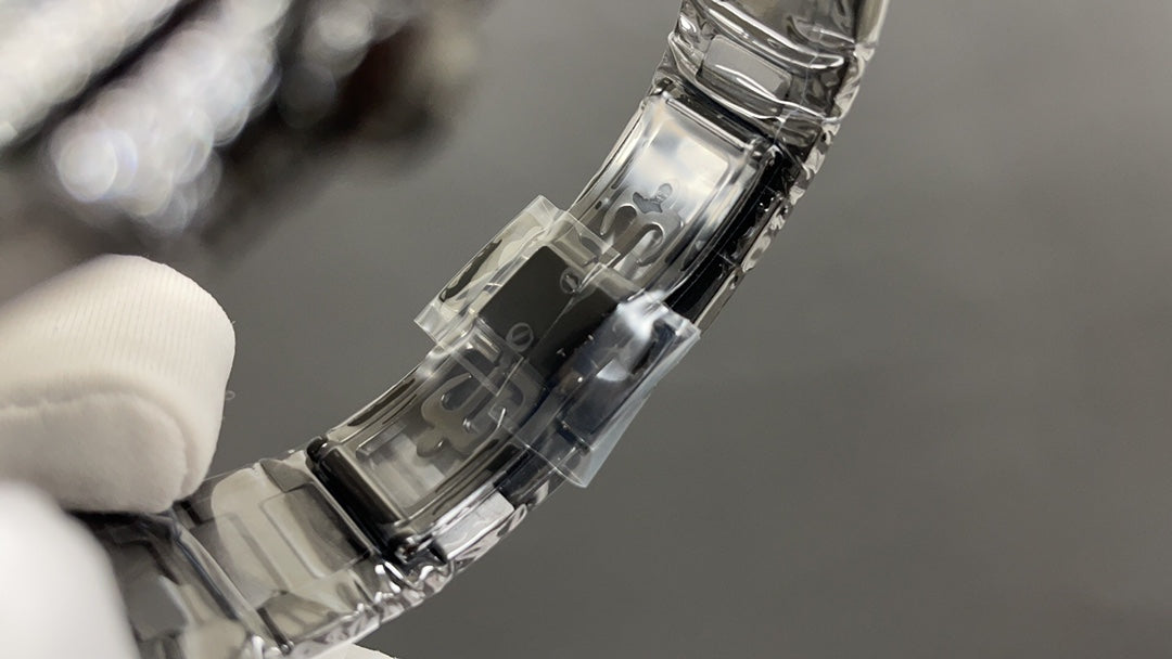 patek Philippe Nautilus 5711/1A – Iced Out (Aftermarket)