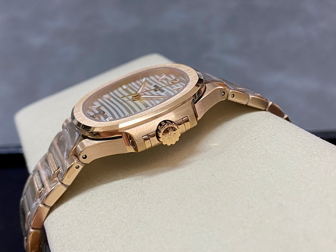 Patek Philippe Nautilus Ref. 7118/1R-010