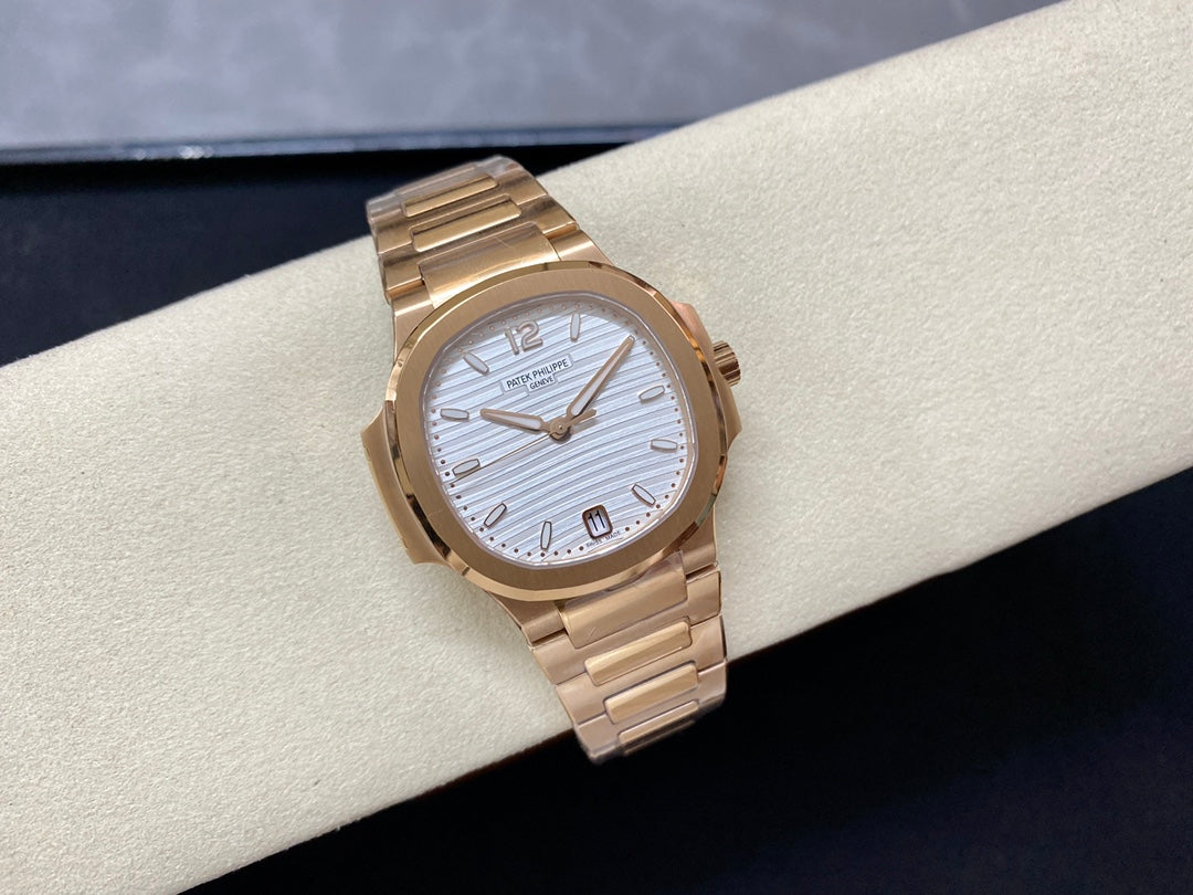 Patek Philippe Nautilus Ref. 7118/1R-010