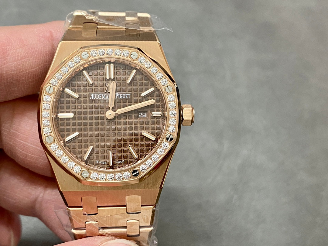 💎🕰️ Audemars Piguet Royal Oak Selfwinding en Oro Rosa con Bisel de Diamantes
