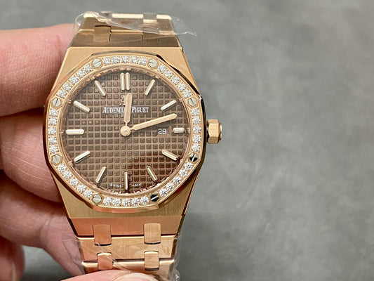 💎🕰️ Audemars Piguet Royal Oak Selfwinding en Oro Rosa con Bisel de Diamantes