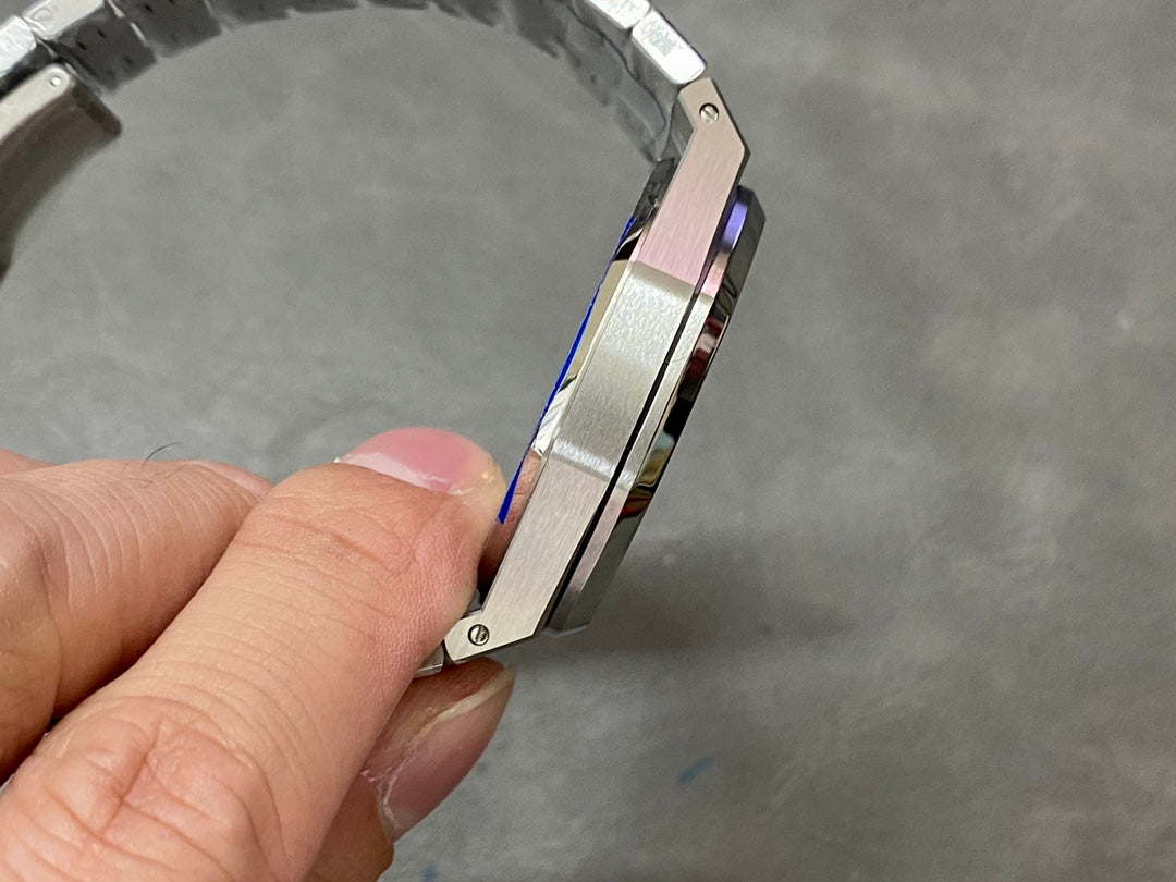 🕰️ Audemars Piguet Royal Oak Selfwinding – “Silver / White Dial”