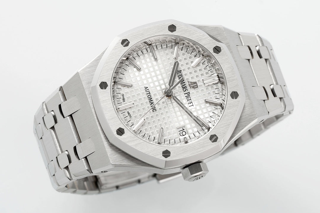 🕰️ Audemars Piguet Royal Oak Selfwinding (Automatic) – Silver Dial