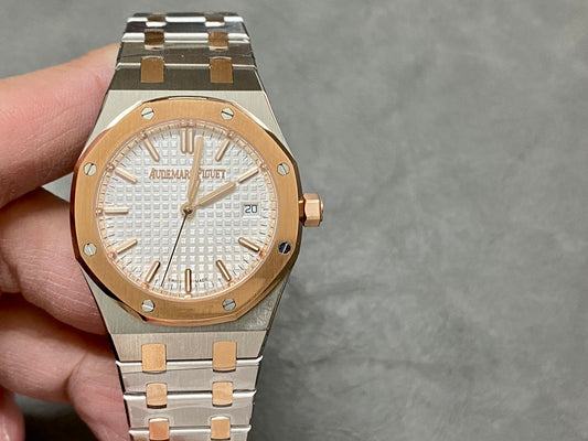 🕰️ Audemars Piguet Royal Oak Two-Tone (Steel & Rose Gold) – Date