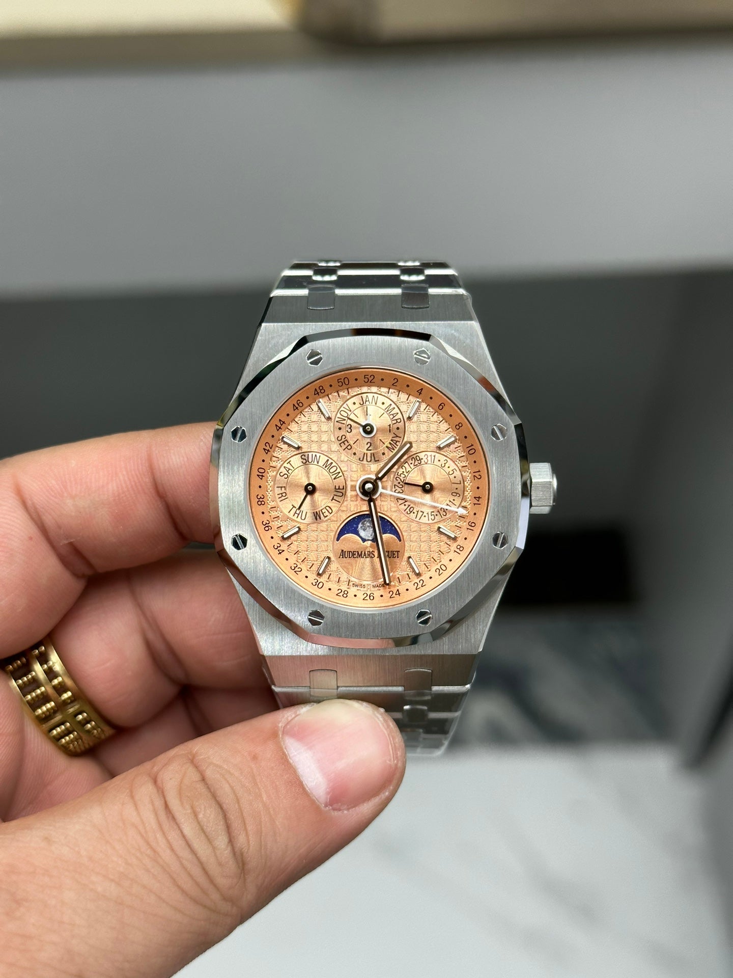 🕰️ Audemars Piguet Royal Oak Perpetual Calendar “Salmon Dial”