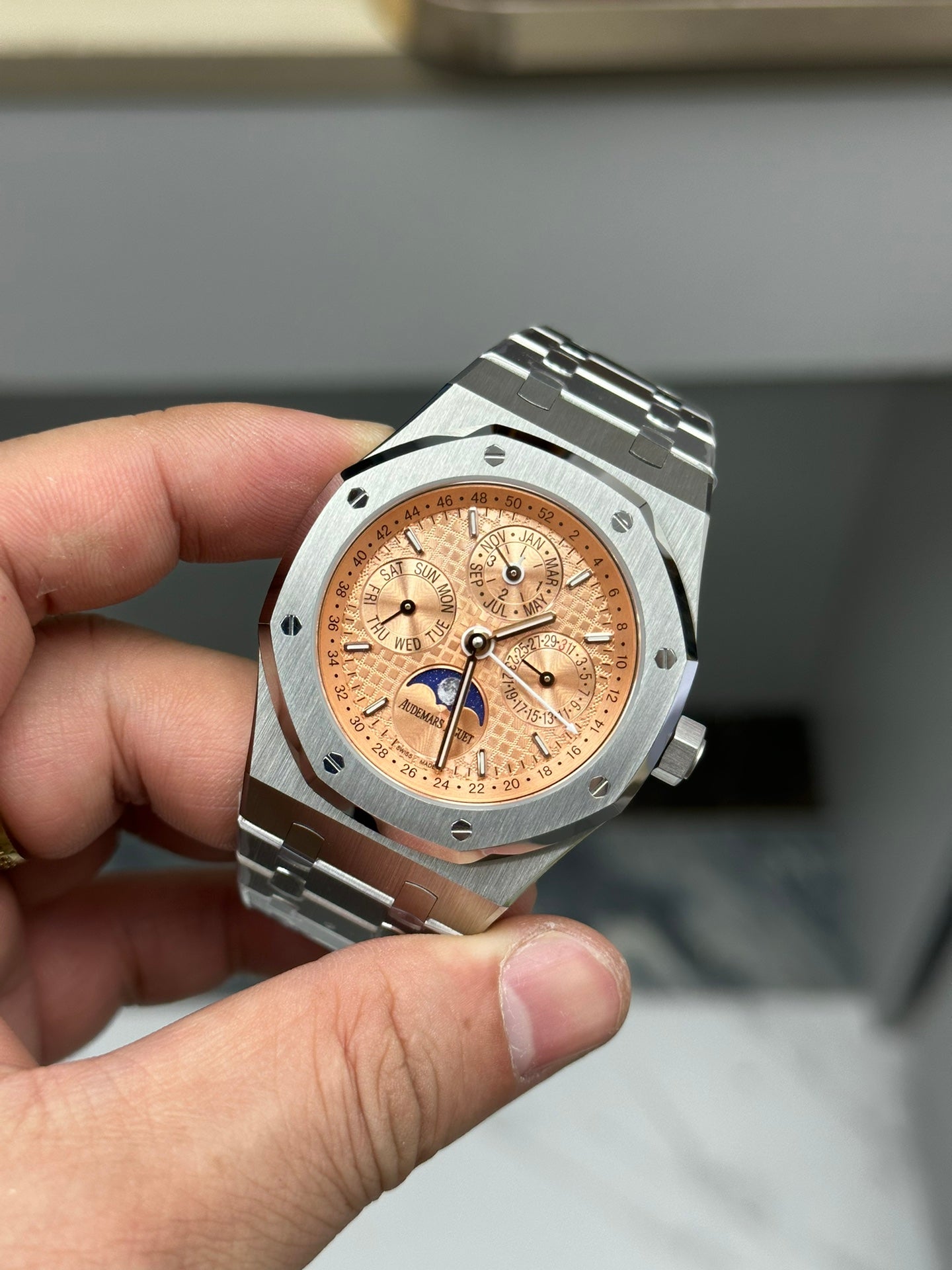 🕰️ Audemars Piguet Royal Oak Perpetual Calendar “Salmon Dial”