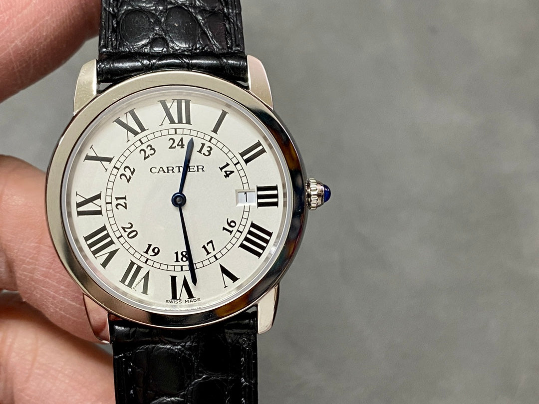 🕰️📍 Cartier Ronde Solo (con 24 horas y fecha)