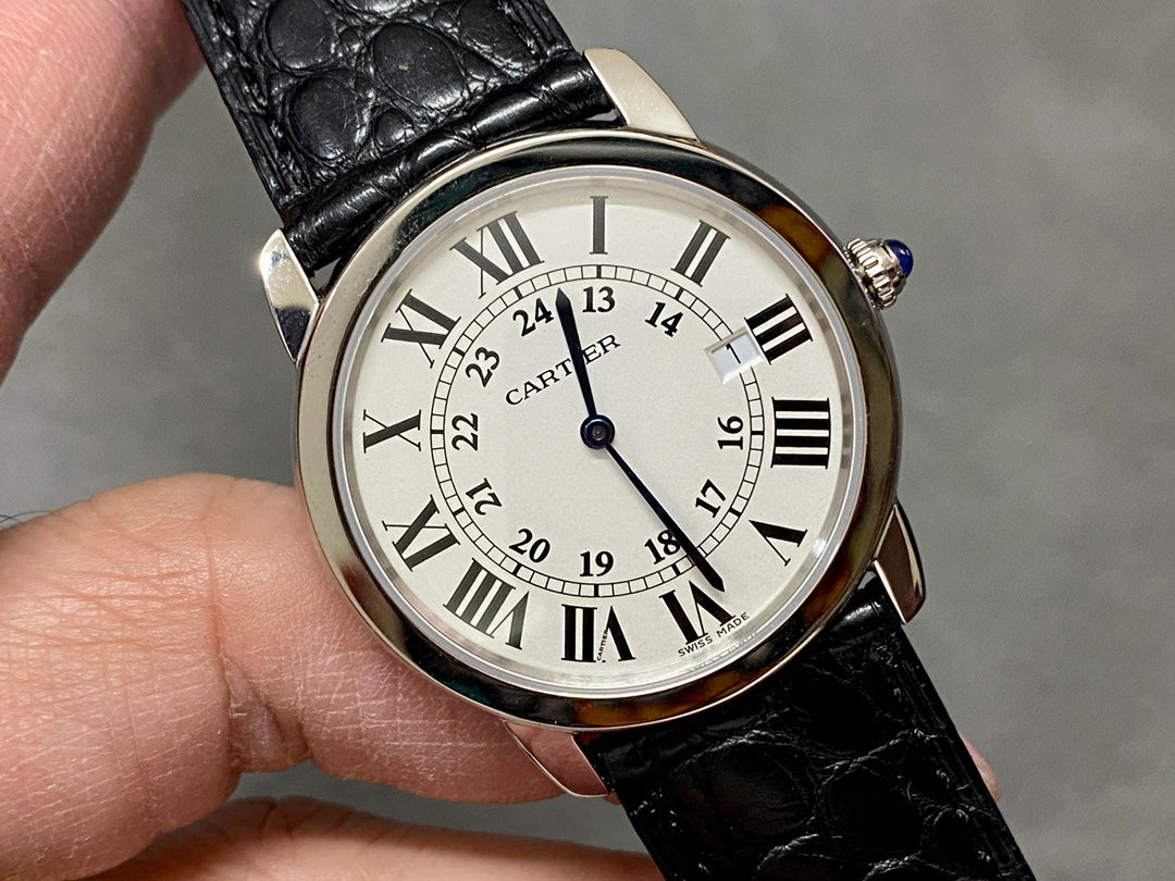 🕰️📍 Cartier Ronde Solo (con 24 horas y fecha)