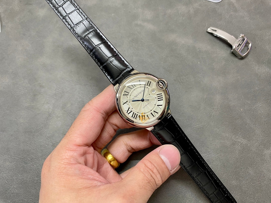🕰️✨ Cartier Ballon Bleu (con fecha)