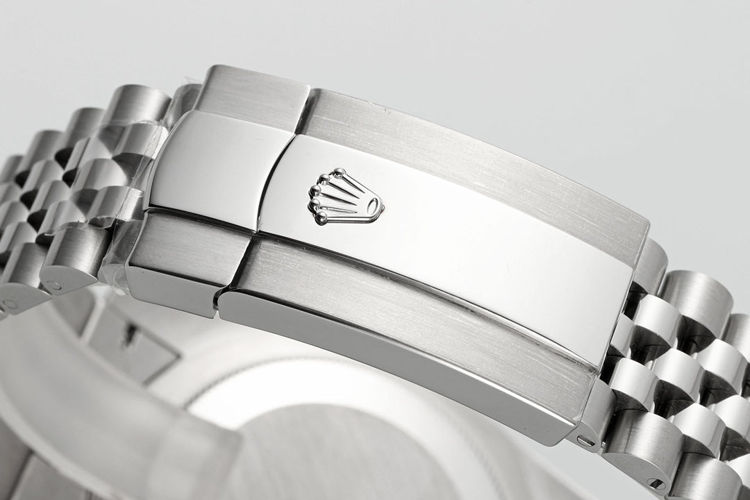 Rolex Sky-Dweller All