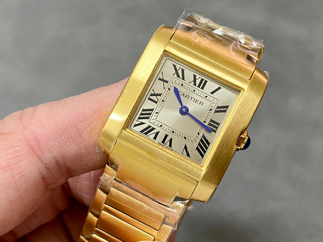 Cartier Tank Française Small Model (oro amarillo 18k)