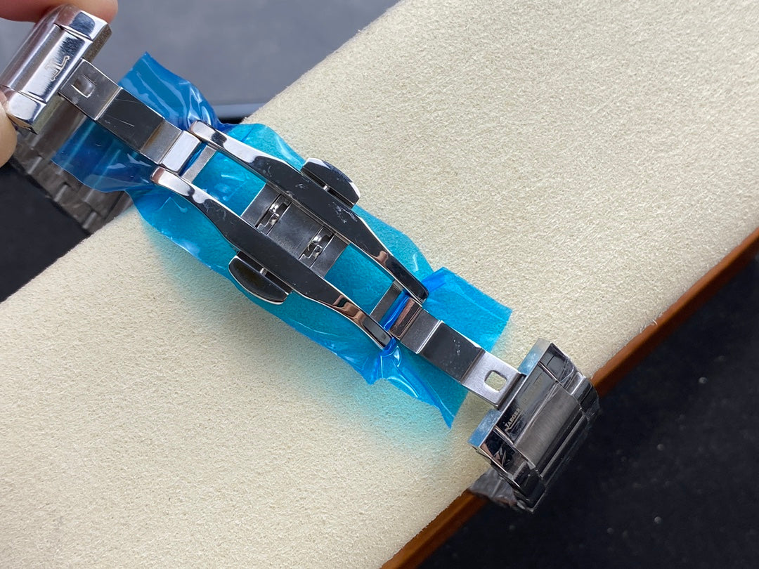 Jaeger-LeCoultre Polaris Automatic