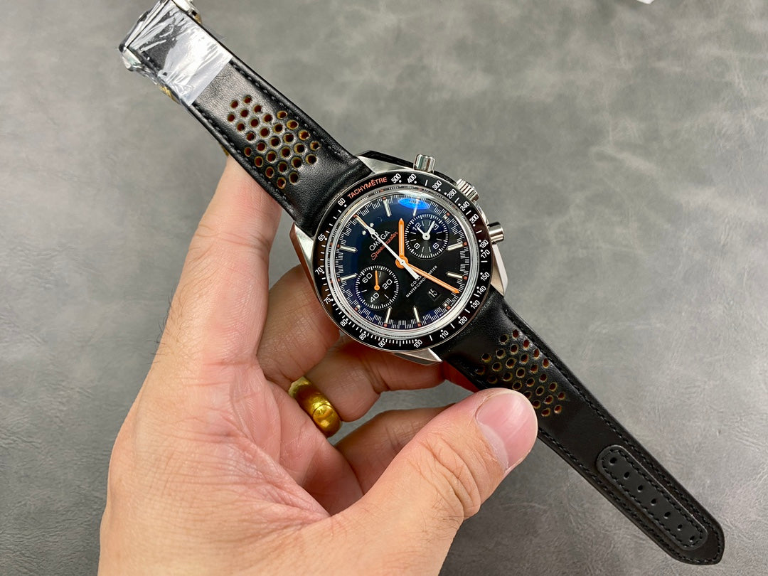 🟠 Omega Speedmaster Racing