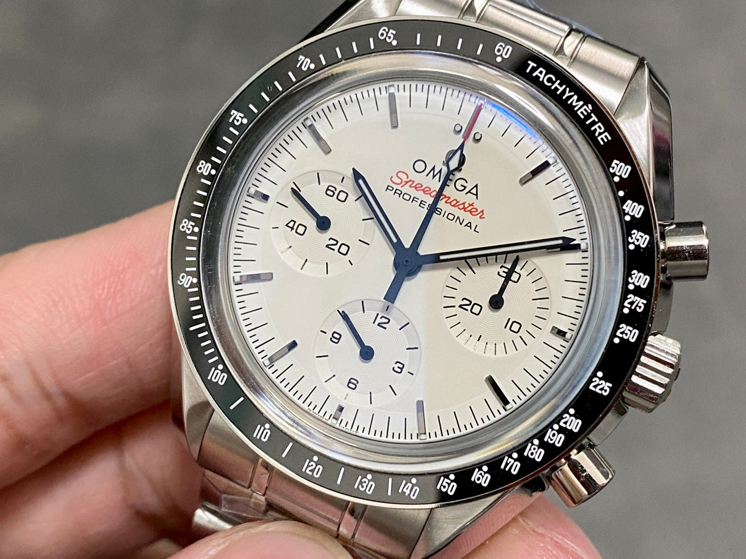 🤍 Omega Speedmaster “Panda / Racing Style”