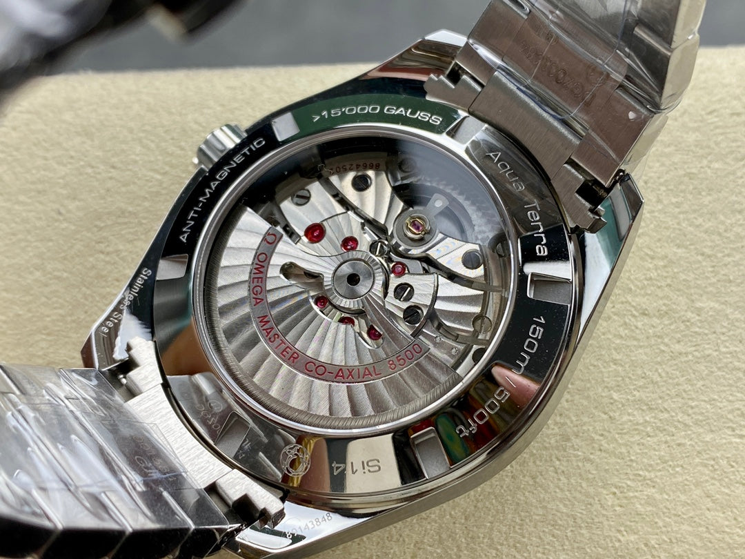 🔵 Omega Seamaster Aqua Terra (Dial Azul)
