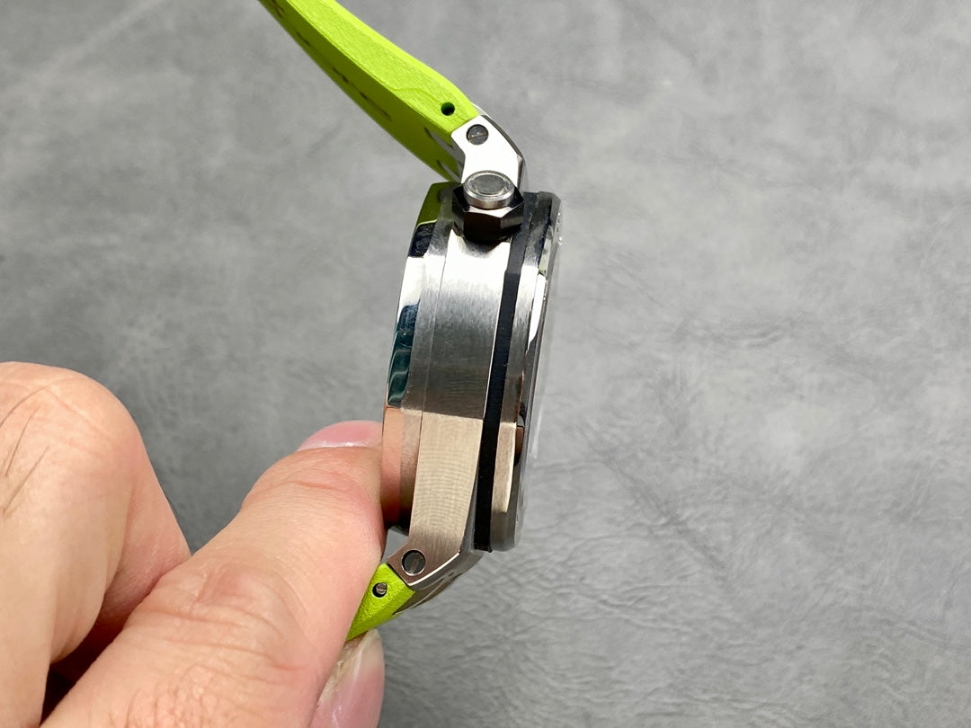 Audemars Piguet Royal Oak Offshore Diver Chronograph  Referencia: 26703ST.OO.A027CA.01