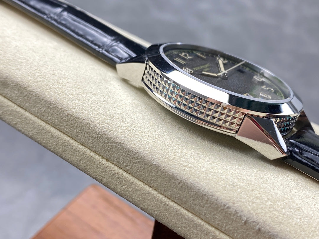 Patek Philippe Calatrava Pilot Travel Time Ref. 5524G-001