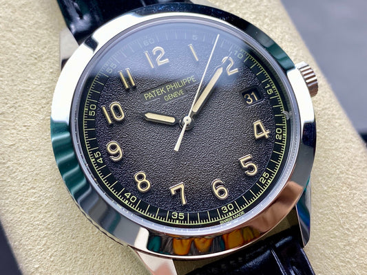 Patek Philippe Calatrava Pilot Travel Time Ref. 5524G-001
