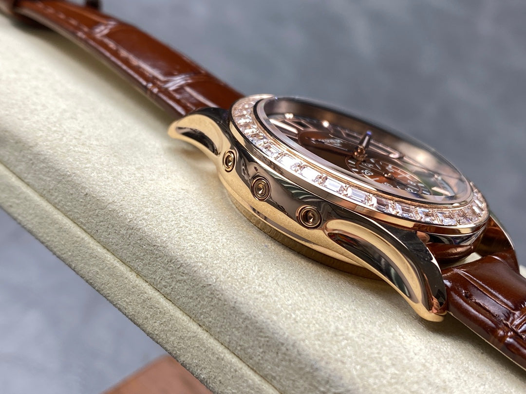 Patek Philippe World Time Chronograph Ref. 5930R-001 (versión personalizada con bisel engastado)