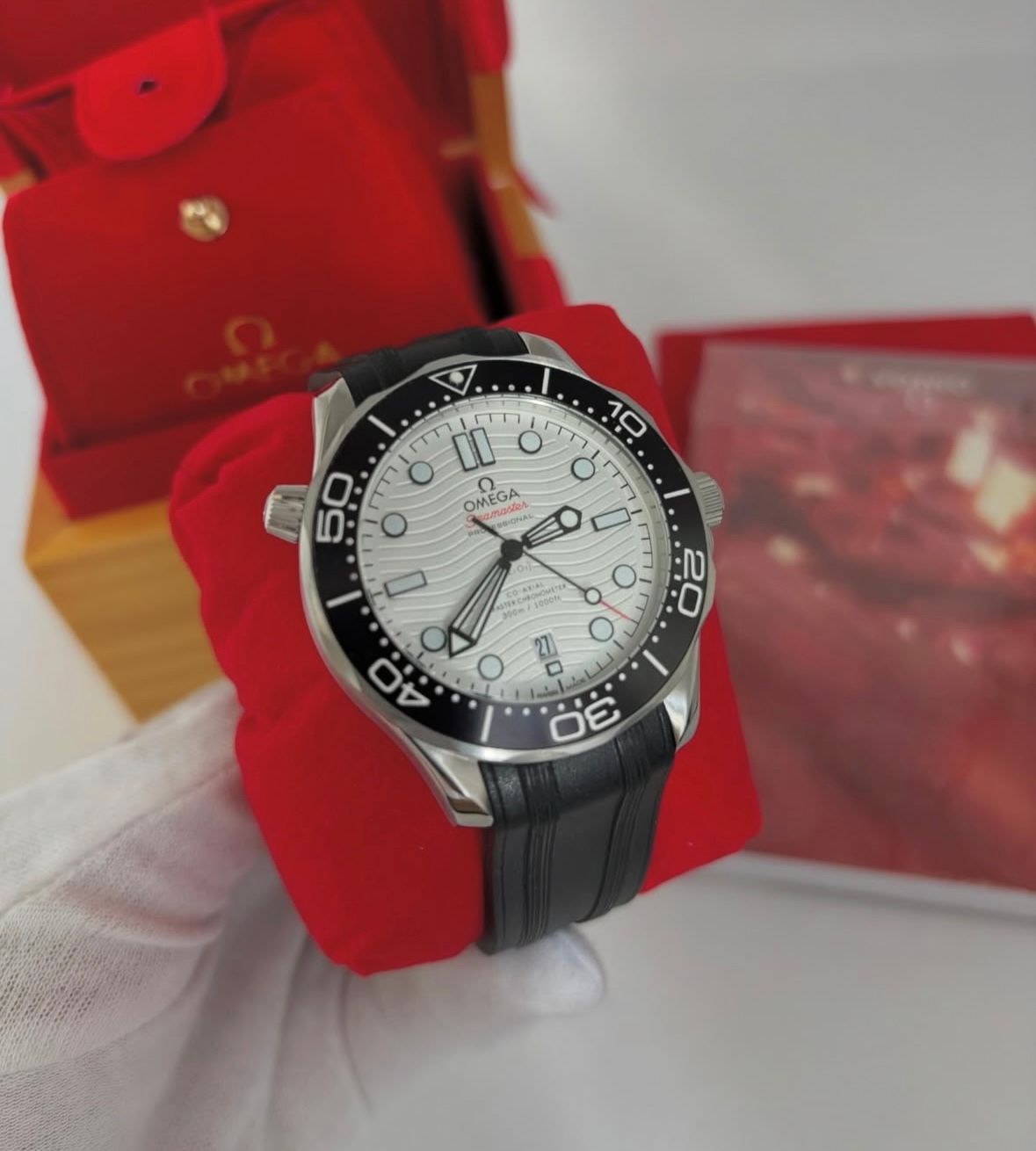 Omega Speedmaster Co Axial