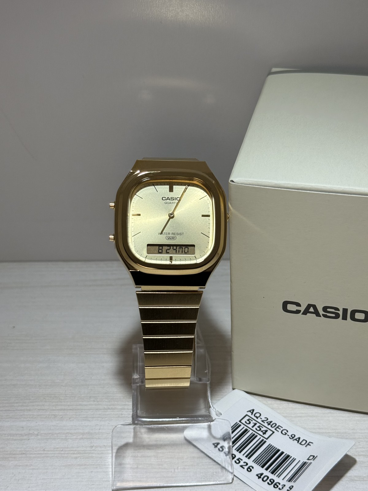Casio Vintage AQ-240EG Dorado