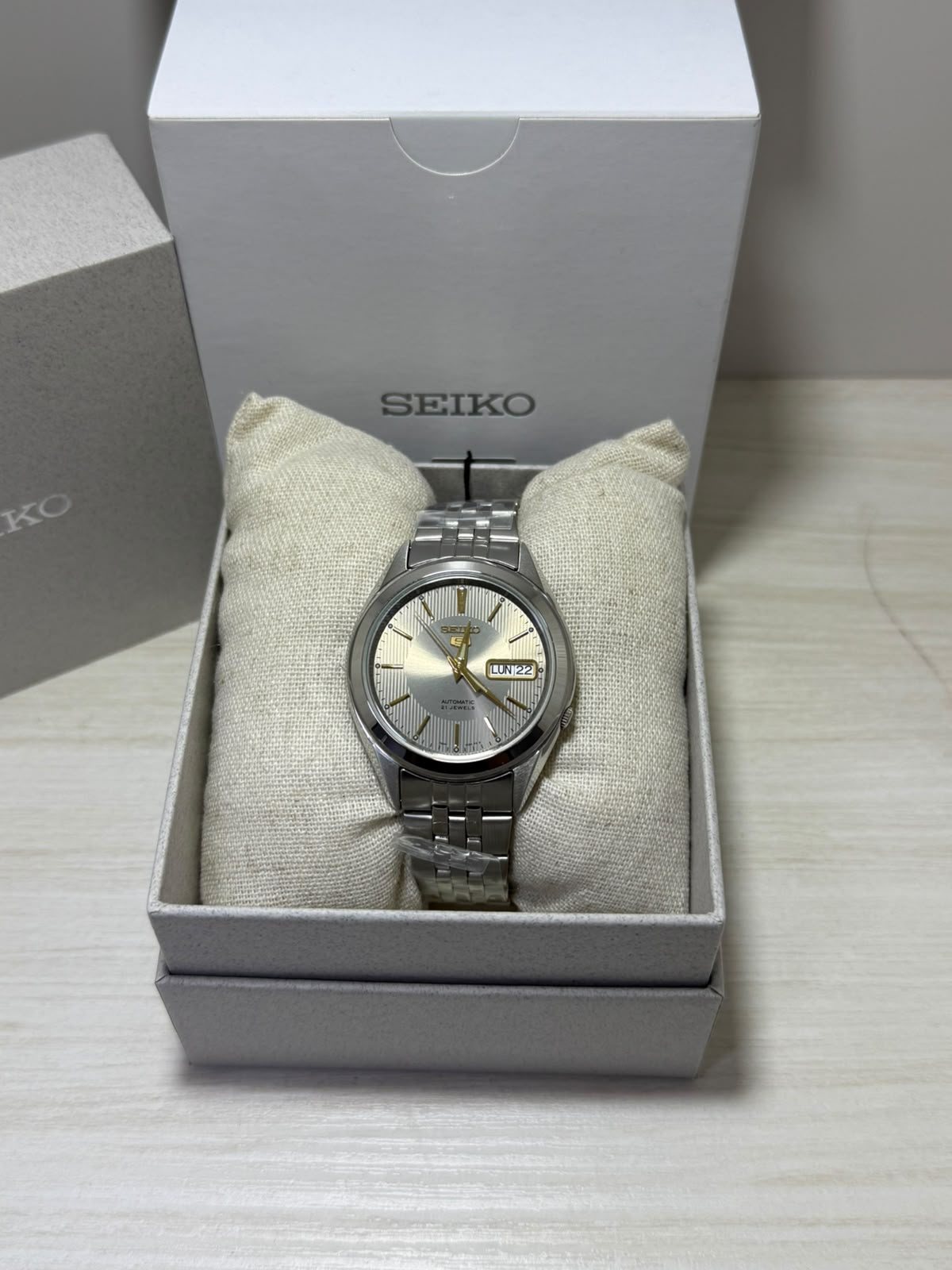 Seiko 5 Automático Champagne