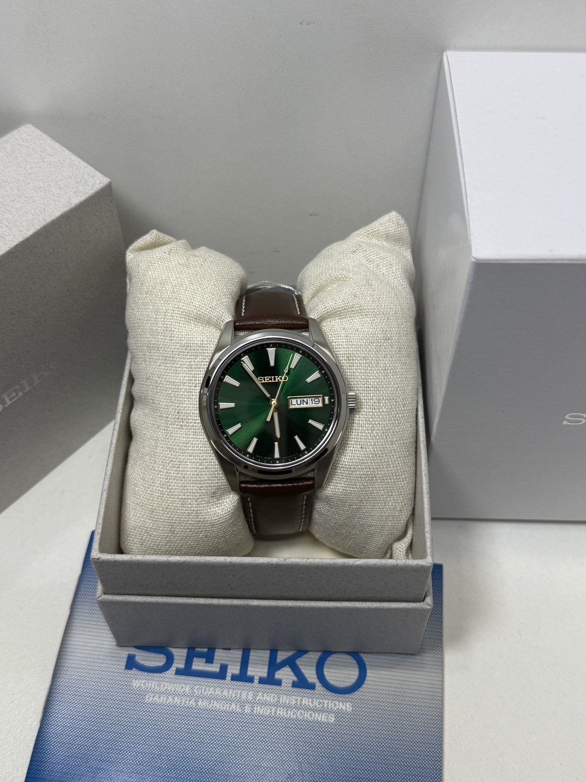 Seiko Día-Fecha Verde